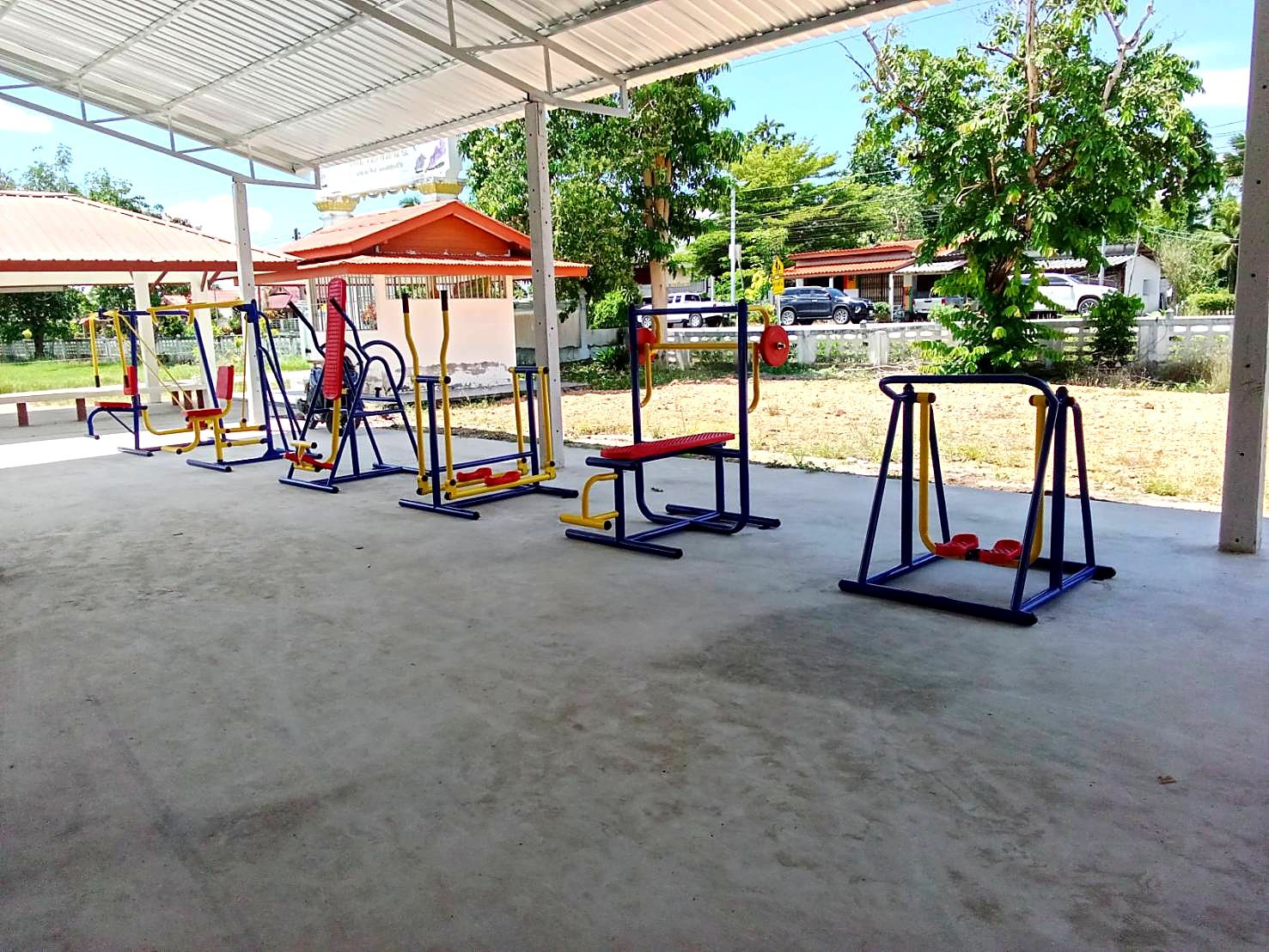 ผลงานติดตั้งเครื่องออกกำลังกายกลางแจ้ง โรงเรียนชุมชนวัดบ้านขาว อ.ระโนด จ.สงขลา